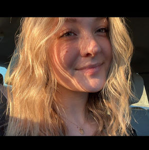 Meet your Posher, Lizzy